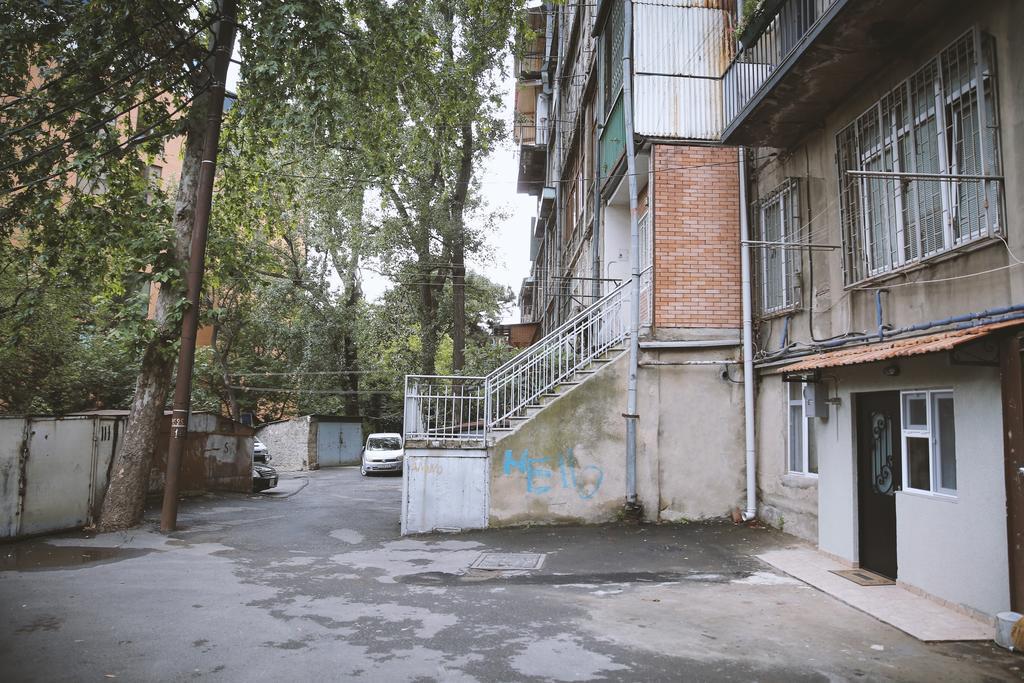 Apartment Serpoint Tbilisi Buitenkant foto